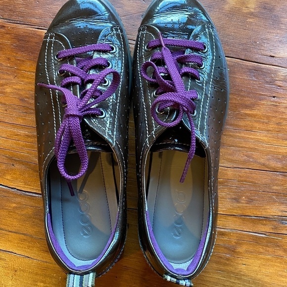 Ecco Spin Brown Patent Leather Sneakers - Picture 4 of 13